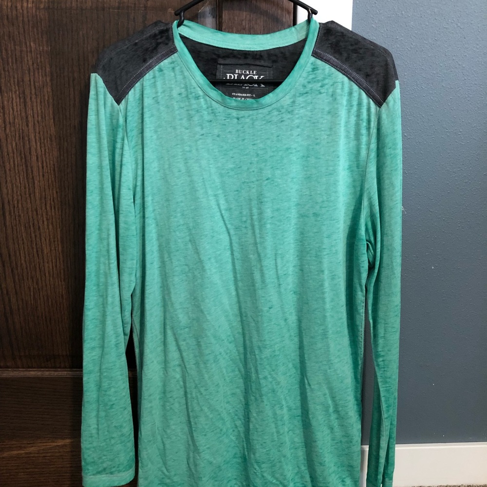 Men’s Buckle long sleeve shirt